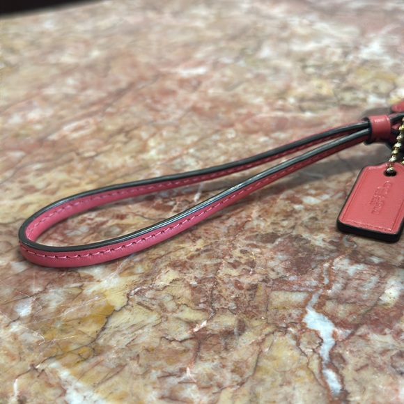 Coach double zip wristlet - Picture 13 of 16